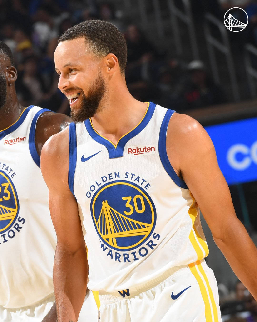 库里14分钟高效14分 霍福德首秀正负值高达+13